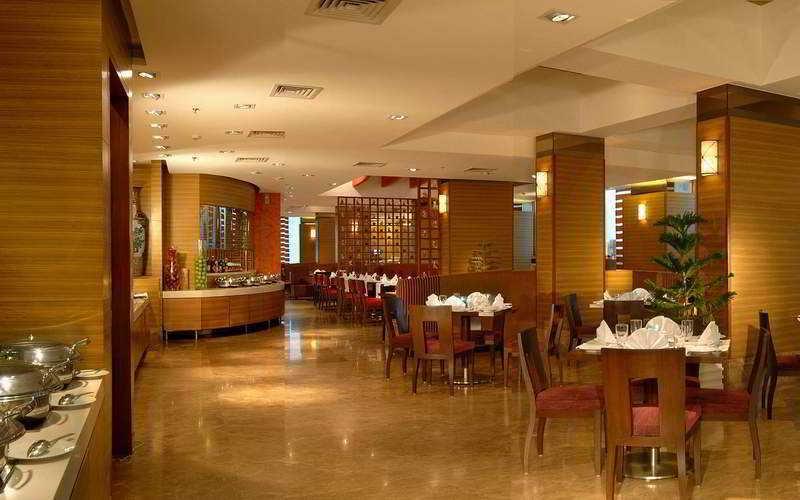 Radisson Mumbai Goregaon Luaran gambar