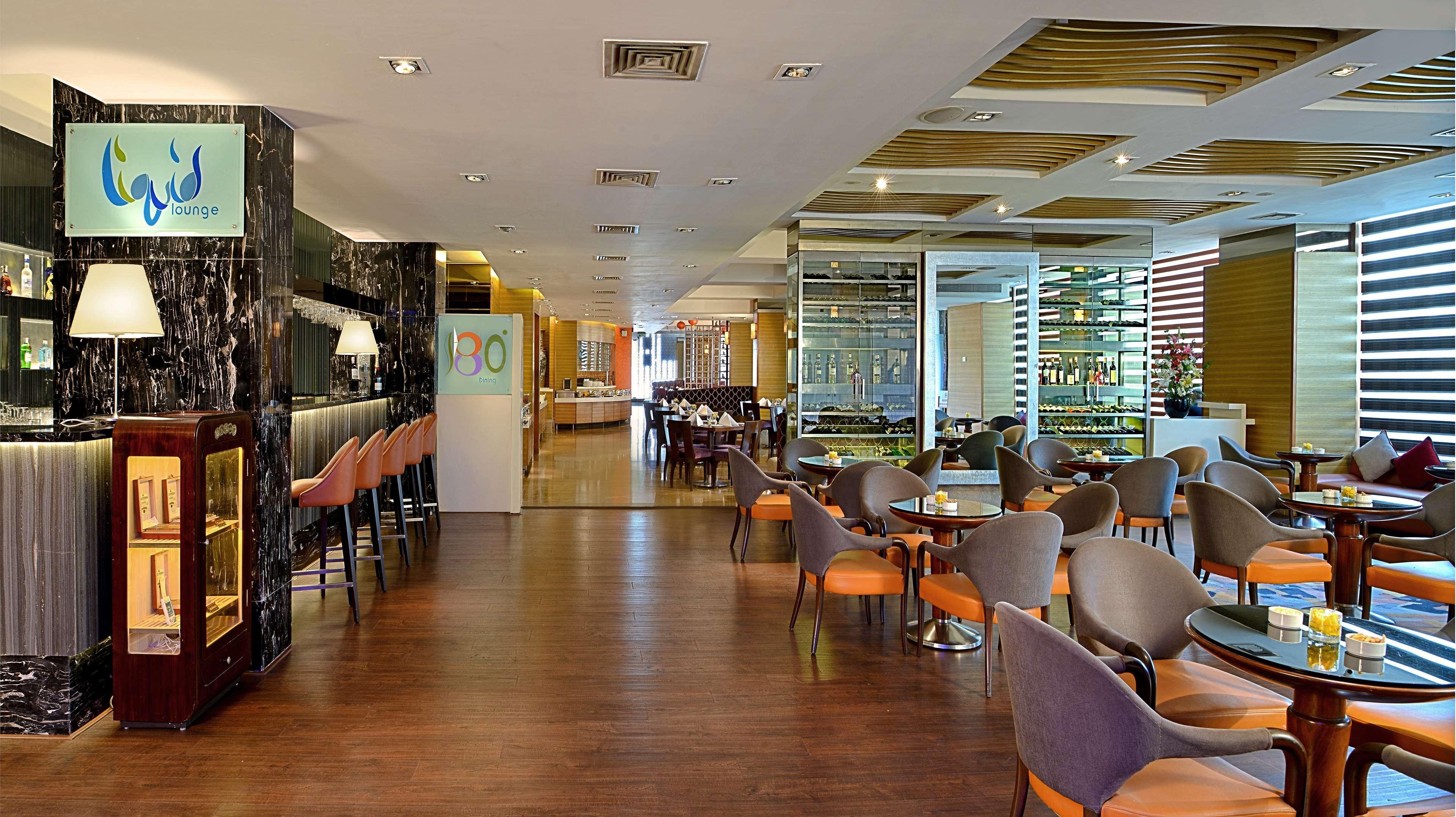 Radisson Mumbai Goregaon Luaran gambar