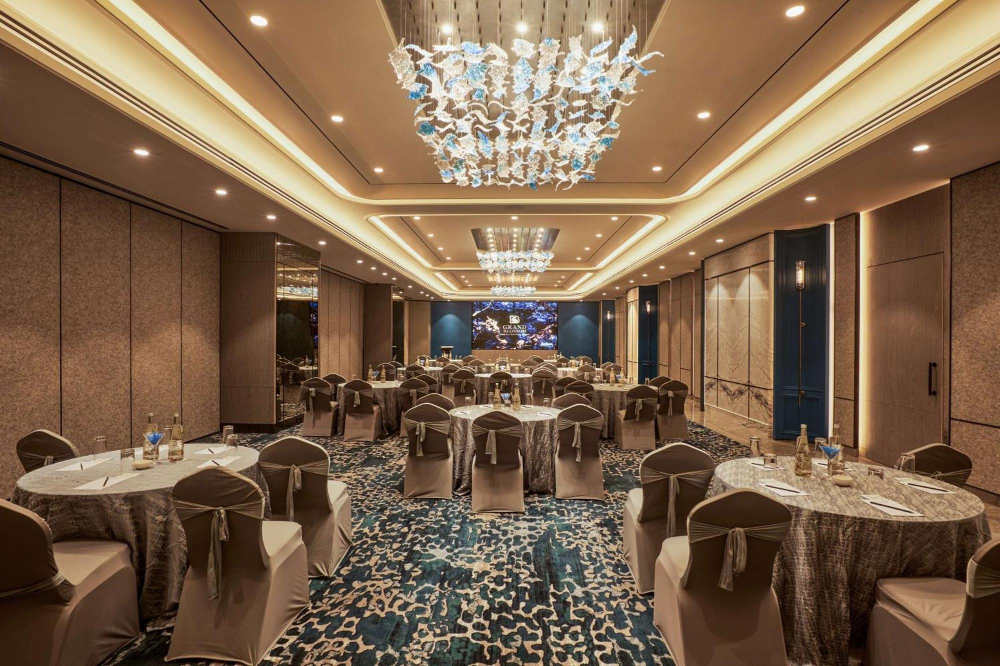 Radisson Mumbai Goregaon Luaran gambar